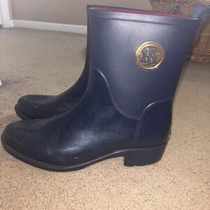 Tommy Hilfiger Black Rain Boots with Gold Logo